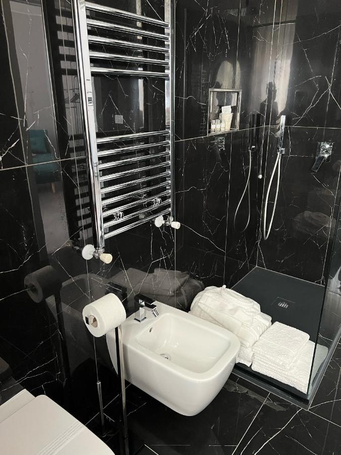 Cuore - Luxury Rooms Pescara Esterno foto